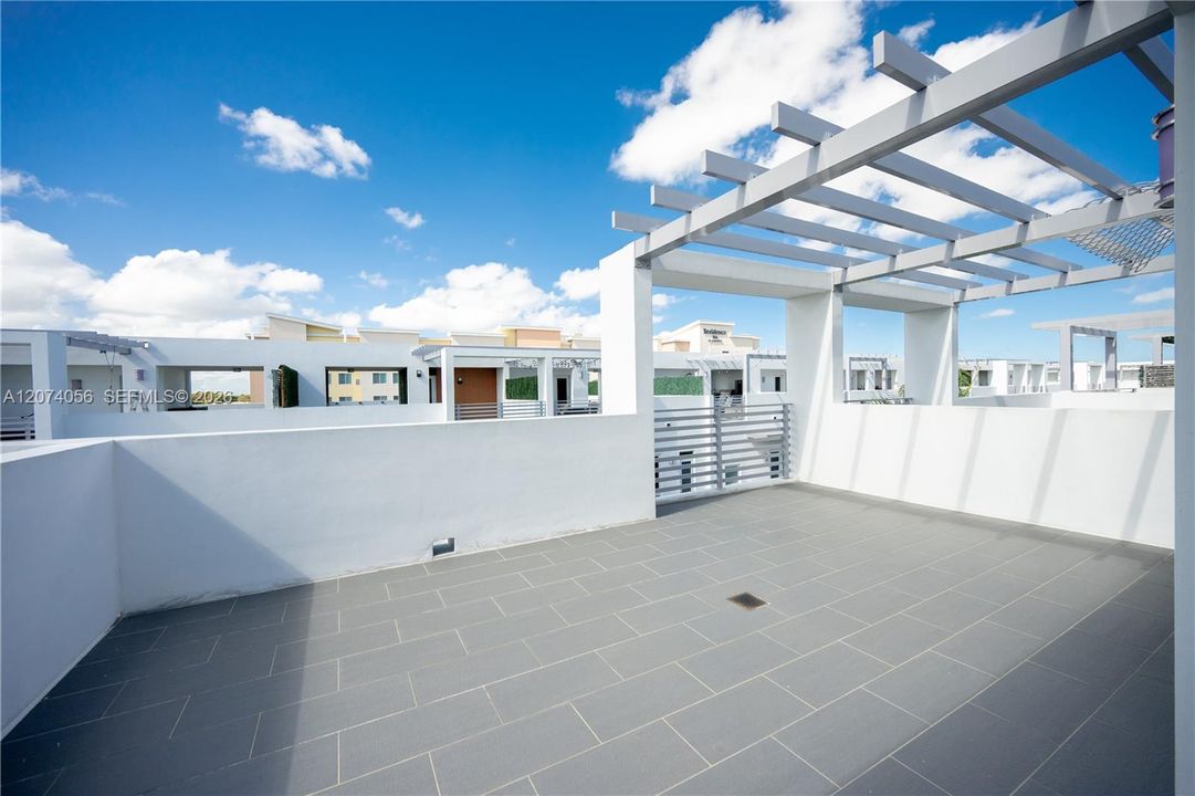 For Sale: $850,000 (4 beds, 3 baths, 2335 Square Feet)