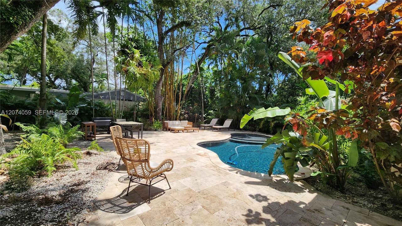 For Sale: $899,000 (4 beds, 2 baths, 2220 Square Feet)