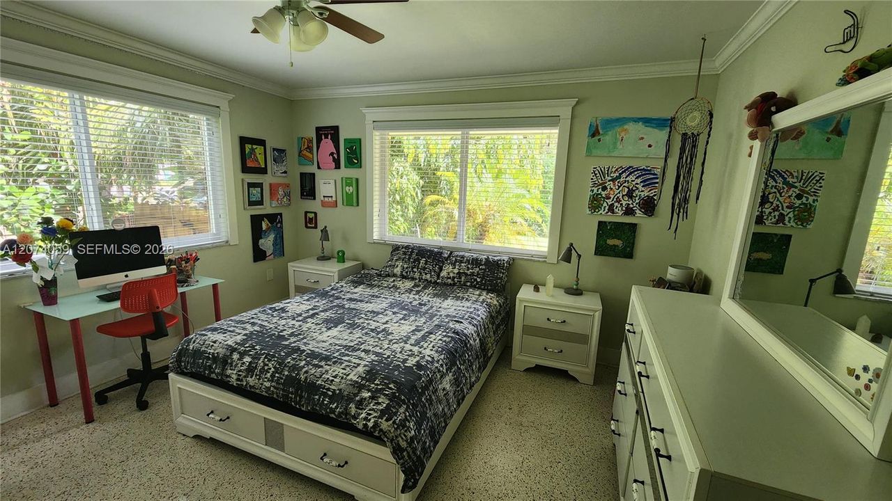 For Sale: $899,000 (4 beds, 2 baths, 2220 Square Feet)