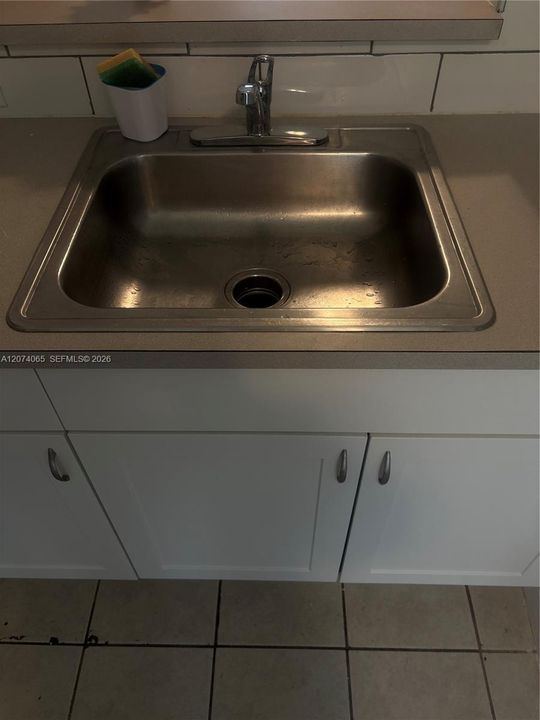 For Sale: $205,000 (2 beds, 2 baths, 822 Square Feet)