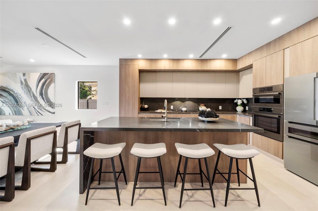 For Sale: $1,579,000 (3 beds, 3 baths, 2237 Square Feet)