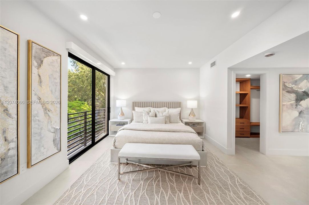 For Sale: $1,579,000 (3 beds, 3 baths, 2237 Square Feet)