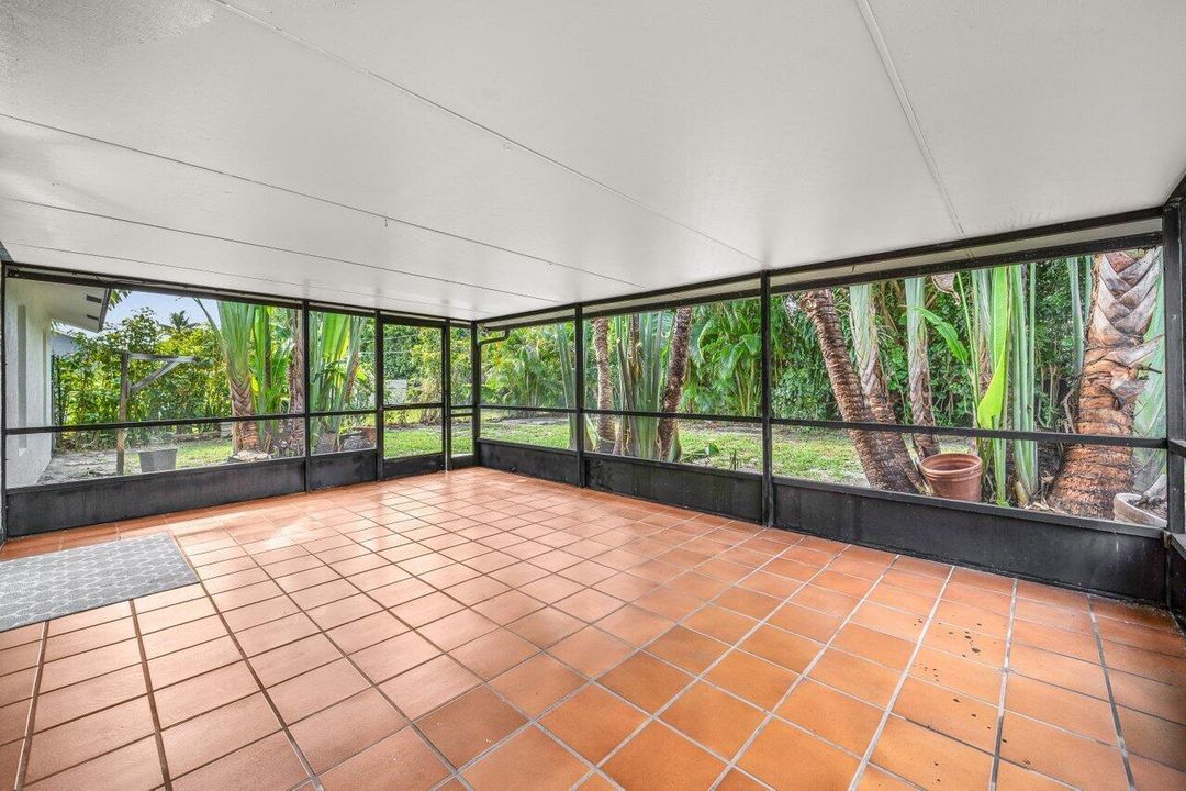 Screened Patio
