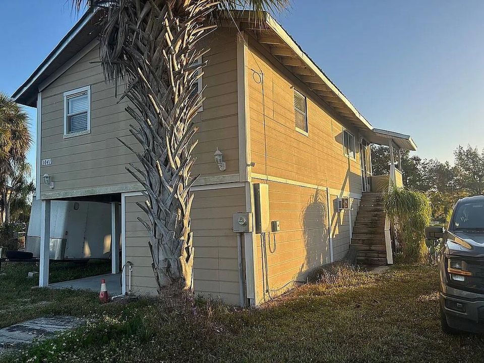 1-1041 Pine Way NE, Okeechobee, FL