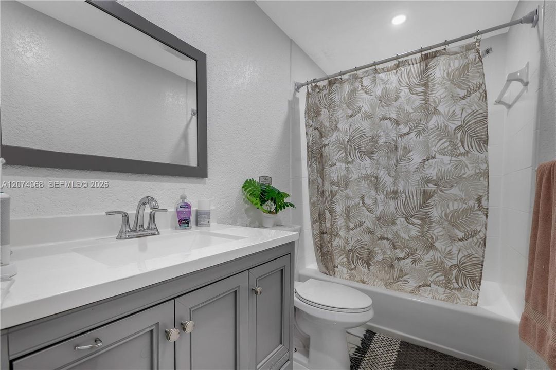 For Rent: $4,200 (4 beds, 3 baths, 1480 Square Feet)