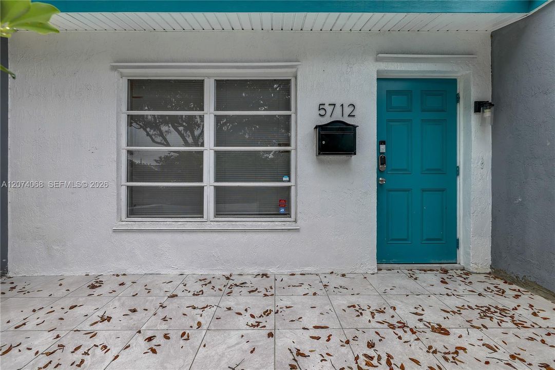 For Rent: $4,200 (4 beds, 3 baths, 1480 Square Feet)