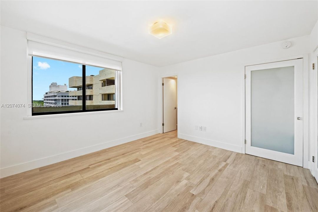 For Rent: $5,200 (2 beds, 2 baths, 1595 Square Feet)
