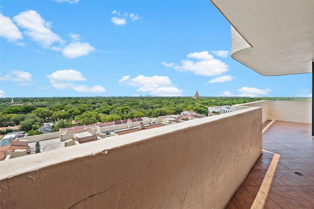 For Rent: $5,200 (2 beds, 2 baths, 1595 Square Feet)