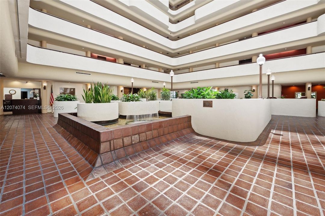 For Rent: $5,200 (2 beds, 2 baths, 1595 Square Feet)