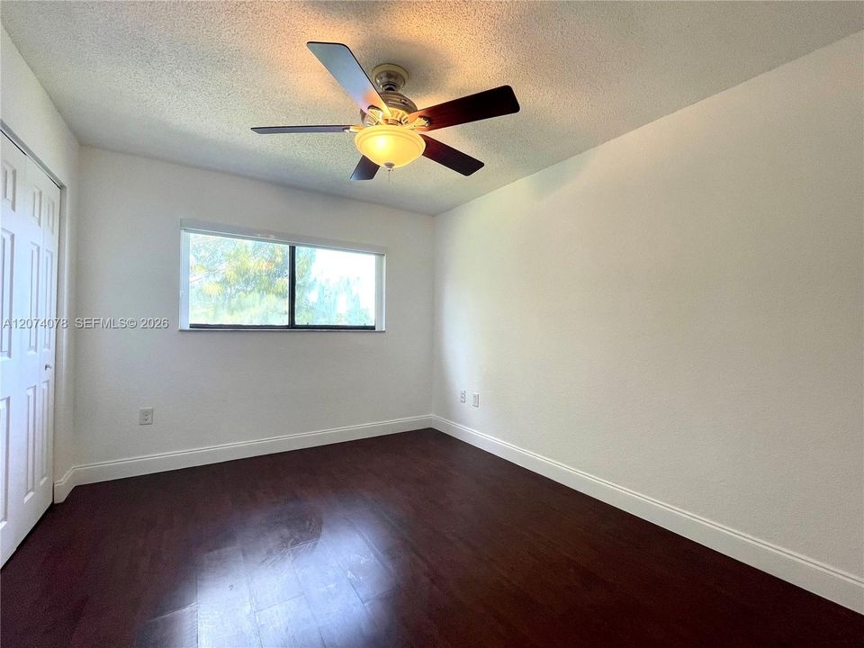 For Rent: $1,750 (1 beds, 1 baths, 583 Square Feet)