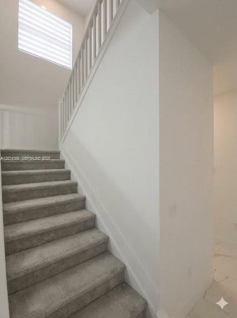 For Rent: $6,900 (5 beds, 4 baths, 3627 Square Feet)