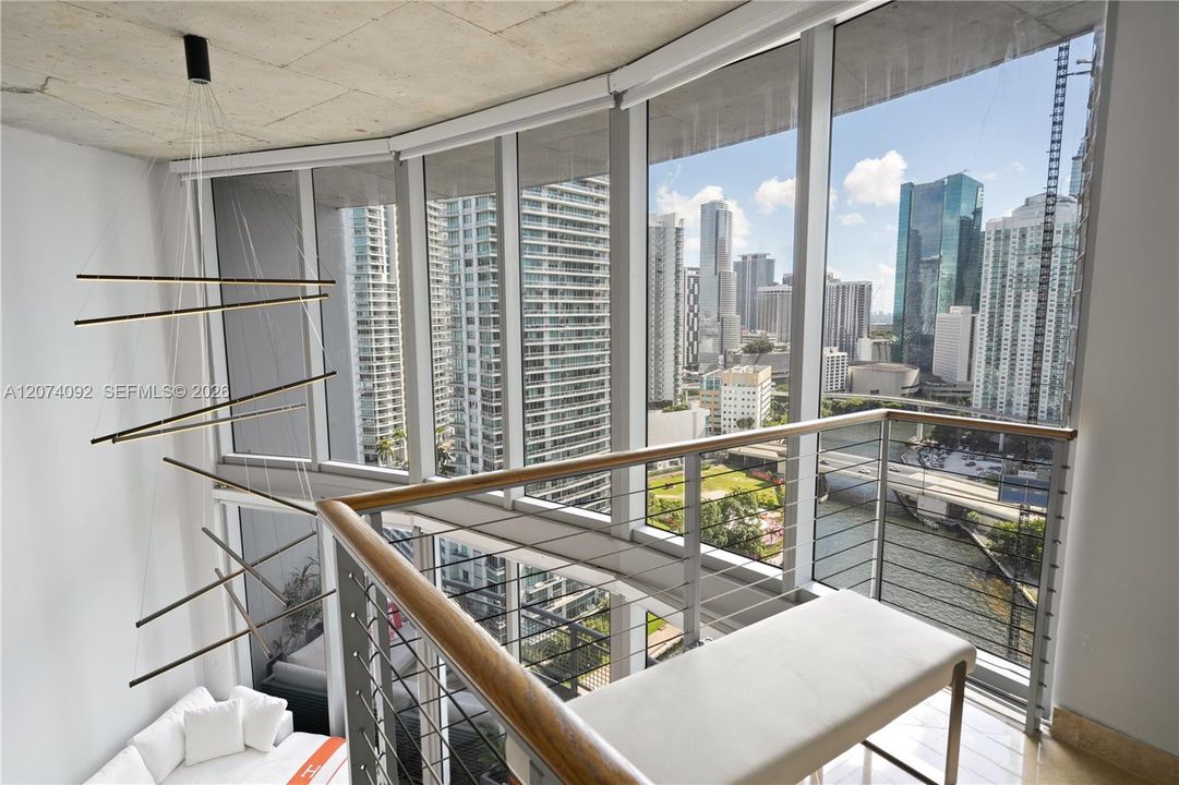 For Rent: $5,500 (2 beds, 2 baths, 1337 Square Feet)