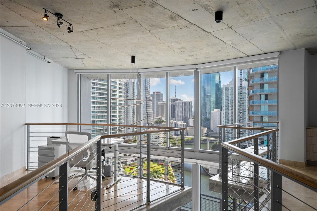 For Rent: $5,500 (2 beds, 2 baths, 1337 Square Feet)