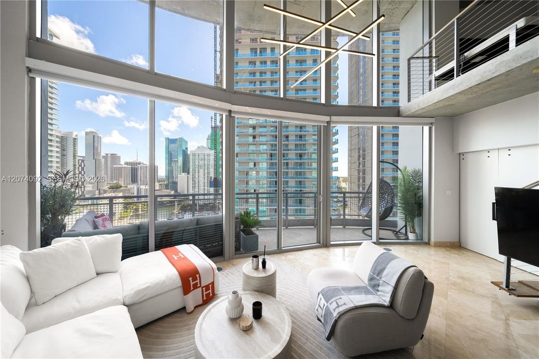 For Rent: $5,500 (2 beds, 2 baths, 1337 Square Feet)