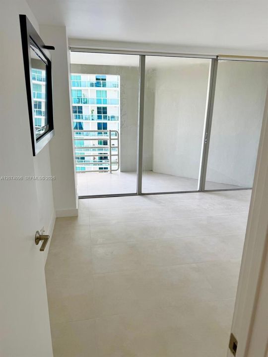 Active With Contract: $4,950 (2 beds, 2 baths, 1304 Square Feet)