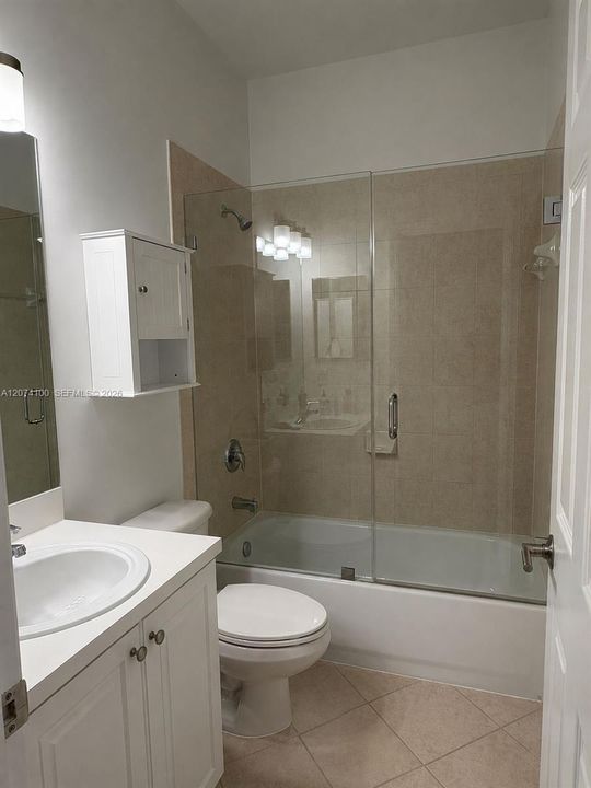 For Rent: $2,950 (3 beds, 2 baths, 1325 Square Feet)