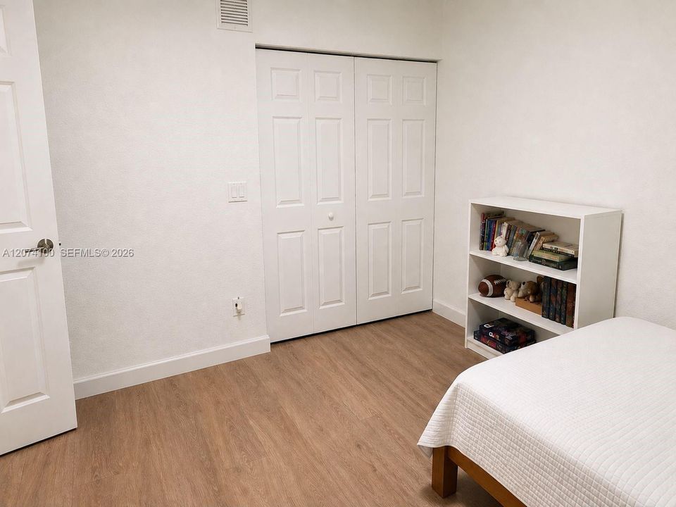 For Rent: $2,950 (3 beds, 2 baths, 1325 Square Feet)