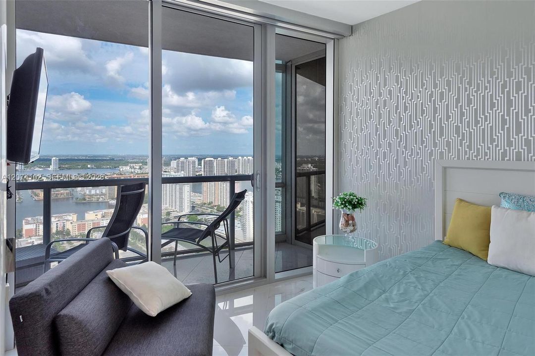 En Renta: $19,000 (4 camas, 4 baños, 2485 Pies cuadrados)