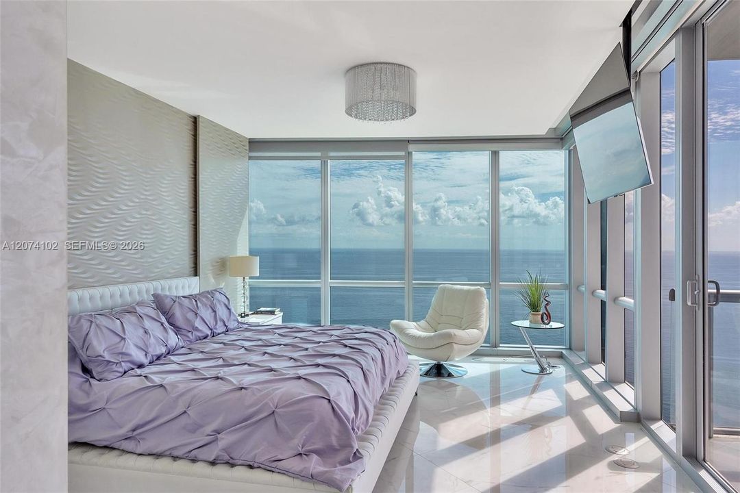 En Renta: $19,000 (4 camas, 4 baños, 2485 Pies cuadrados)