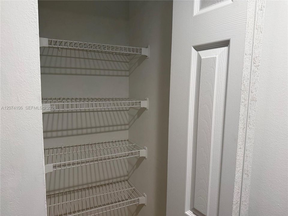 For Rent: $2,250 (2 beds, 2 baths, 1113 Square Feet)
