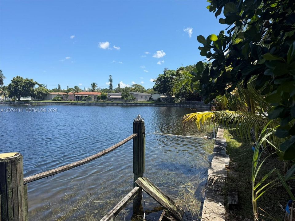 For Sale: $479,000 (3 beds, 2 baths, 1843 Square Feet)