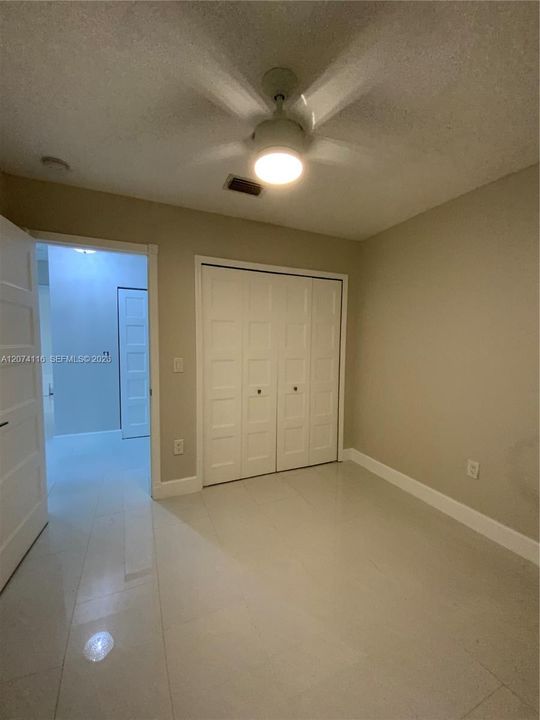 For Rent: $3,000 (3 beds, 1 baths, 1620 Square Feet)