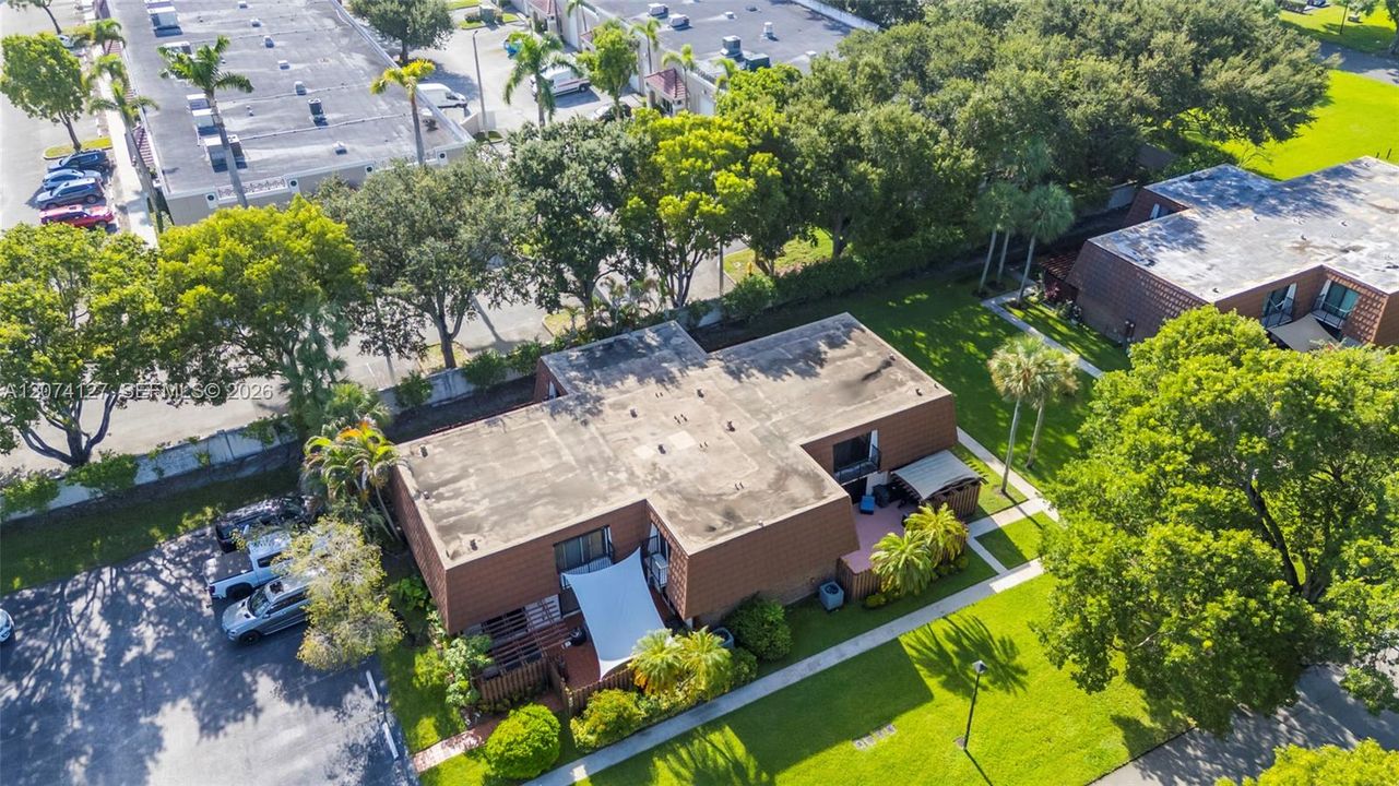 For Rent: $3,050 (3 beds, 2 baths, 1654 Square Feet)