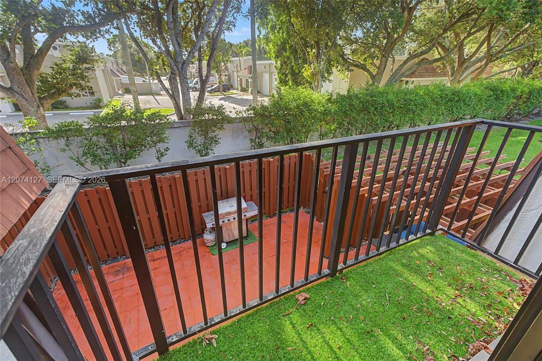 For Rent: $3,050 (3 beds, 2 baths, 1654 Square Feet)