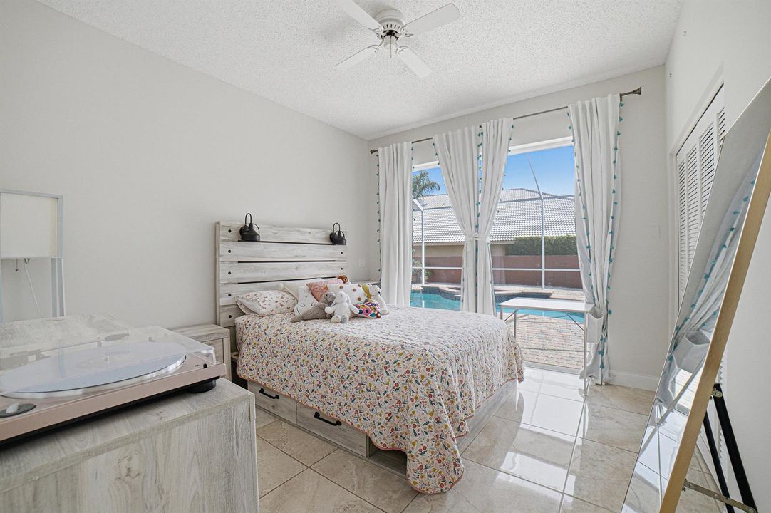 Bedroom2