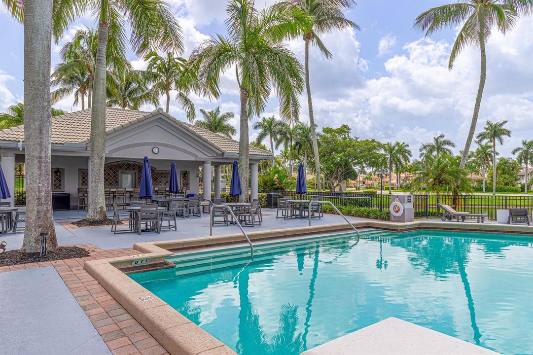 Clubhouse-Pool-C