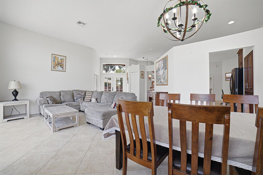 Dining Area-Livingroom