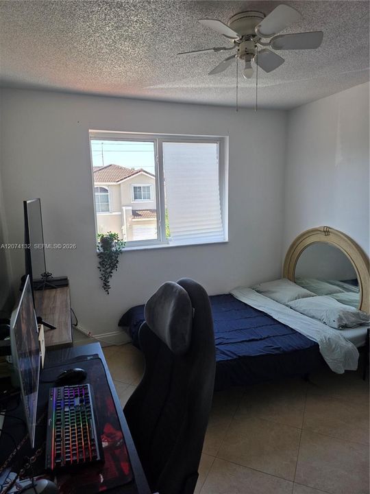For Sale: $550,000 (3 beds, 2 baths, 1790 Square Feet)