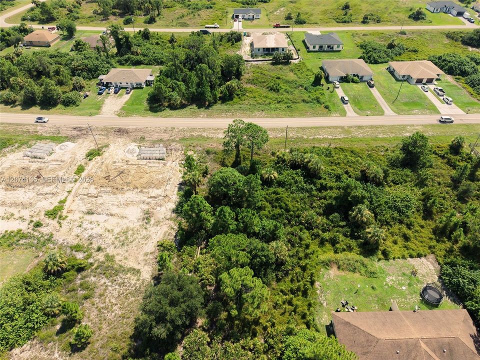 На продажу: $48,000 (0.30 acres)