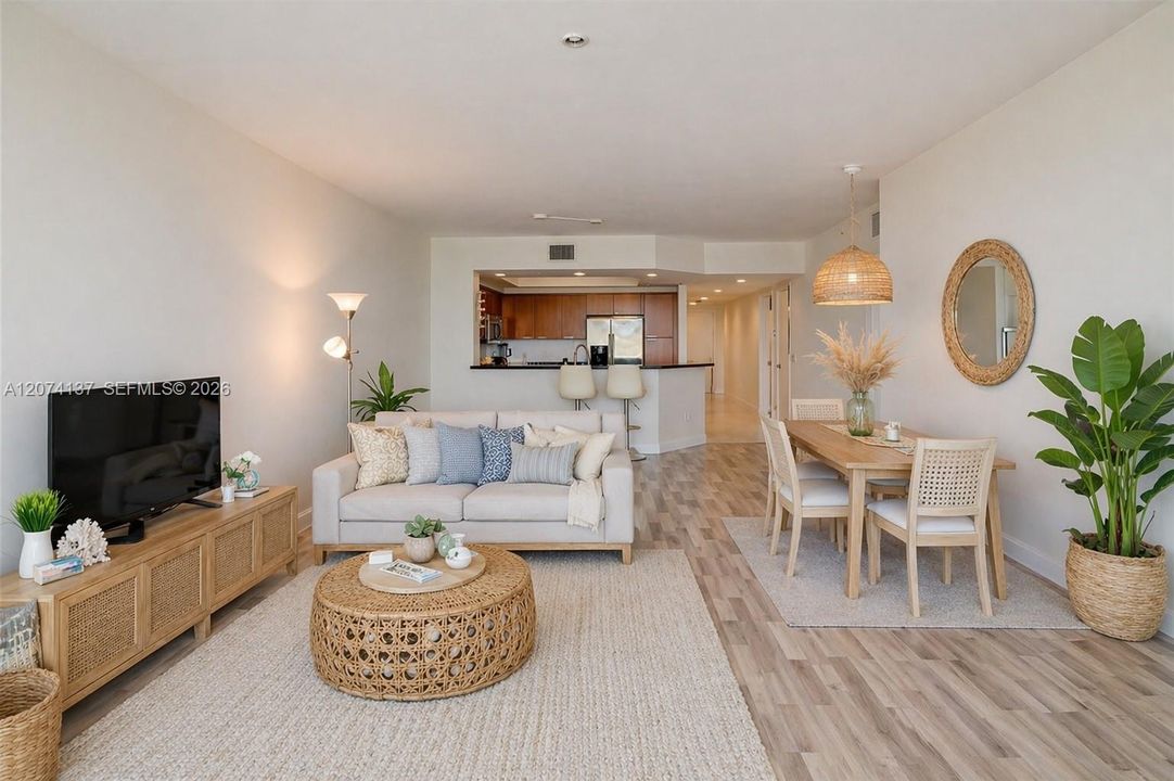 For Sale: $440,000 (3 beds, 3 baths, 1801 Square Feet)