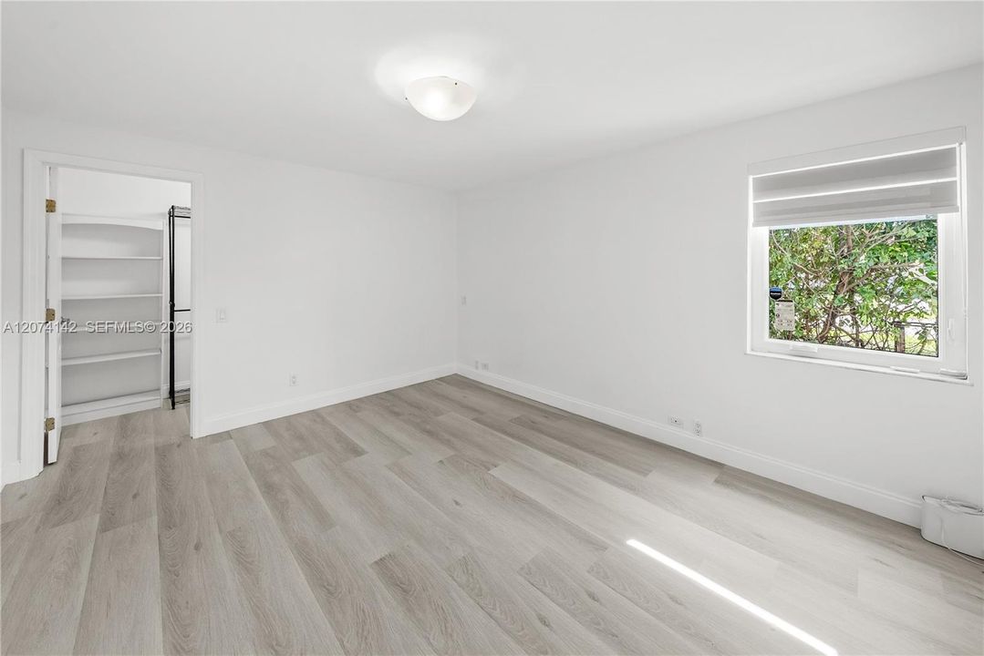 For Rent: $5,000 (3 beds, 2 baths, 1314 Square Feet)