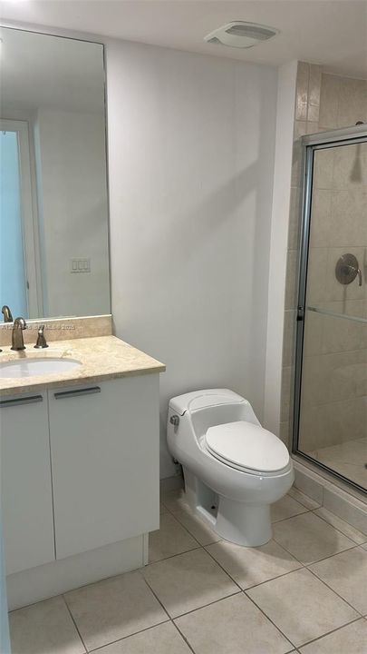 For Sale: $475,000 (2 beds, 3 baths, 1886 Square Feet)
