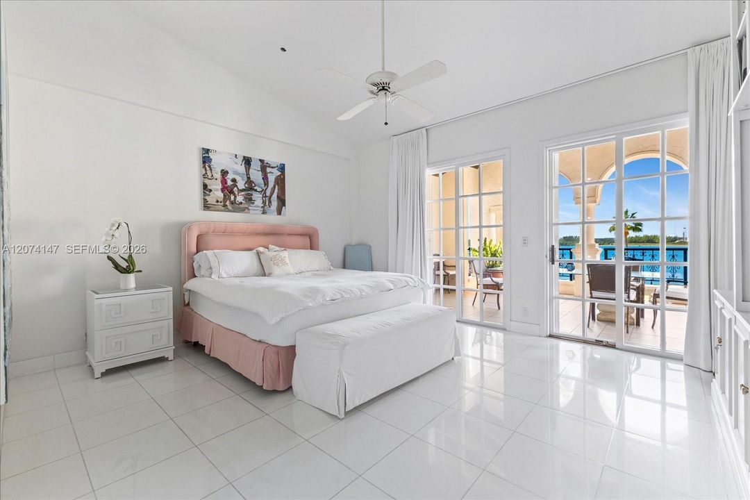 For Sale: $4,500,000 (3 beds, 3 baths, 2744 Square Feet)