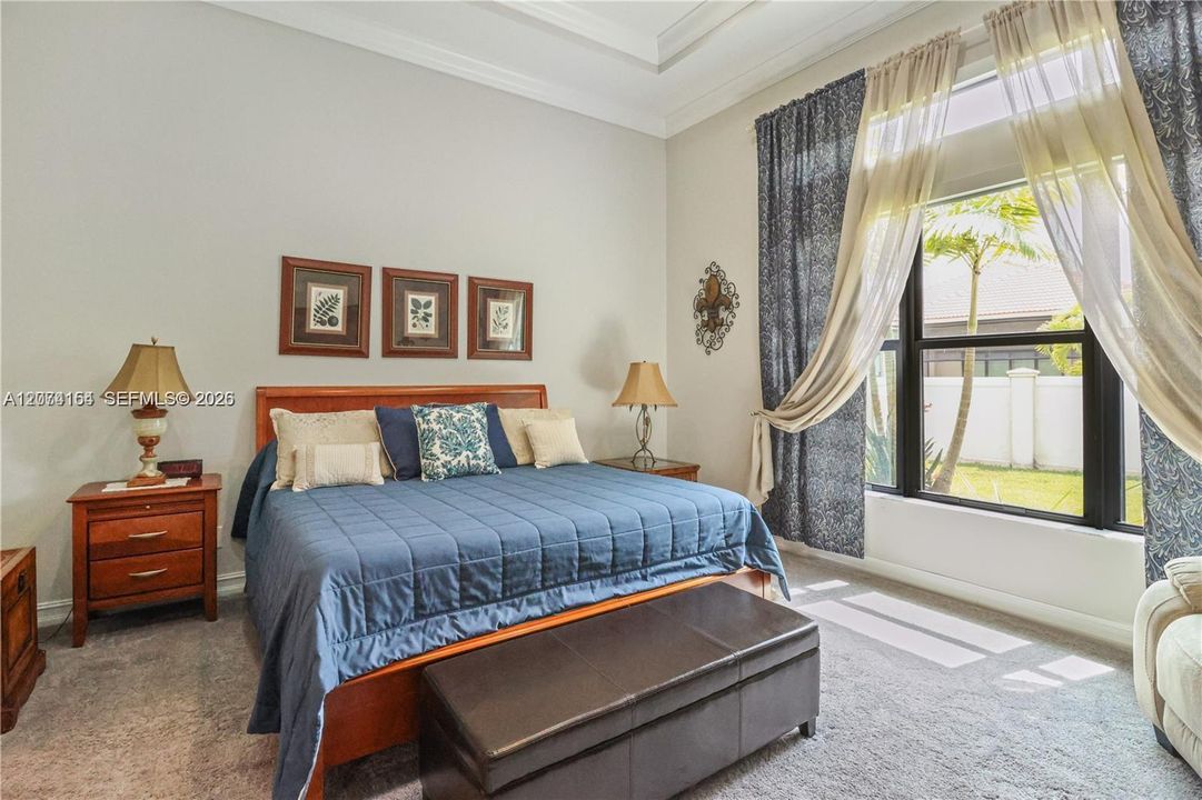 En Venta: $1,099,000 (2 camas, 2 baños, 2366 Pies cuadrados)