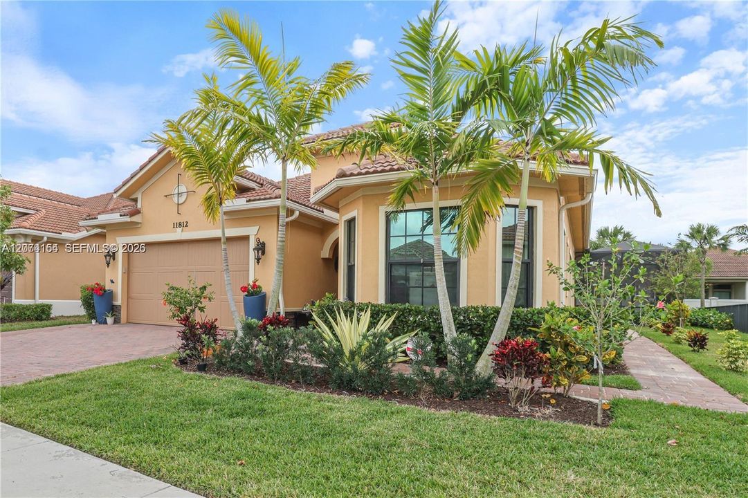 En Venta: $1,099,000 (2 camas, 2 baños, 2366 Pies cuadrados)