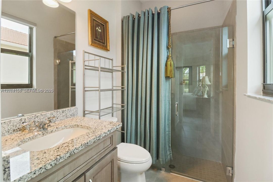 En Venta: $1,099,000 (2 camas, 2 baños, 2366 Pies cuadrados)