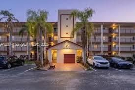 For Rent: $2,500 (2 beds, 2 baths, 1300 Square Feet)