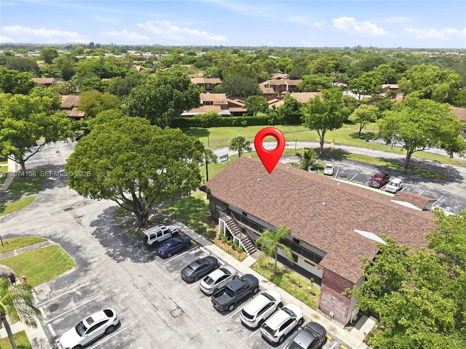 For Sale: $135,000 (2 beds, 2 baths, 770 Square Feet)