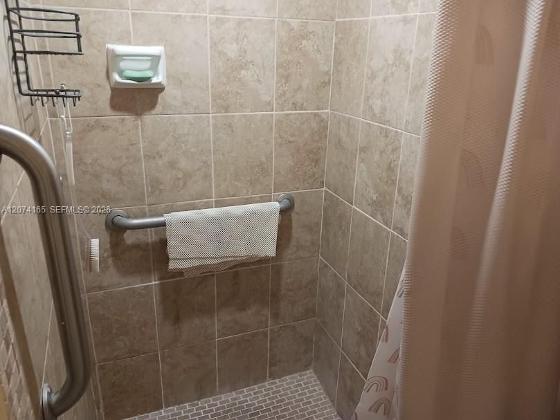 En Renta: $1,750 (2 camas, 2 baños, 910 Pies cuadrados)