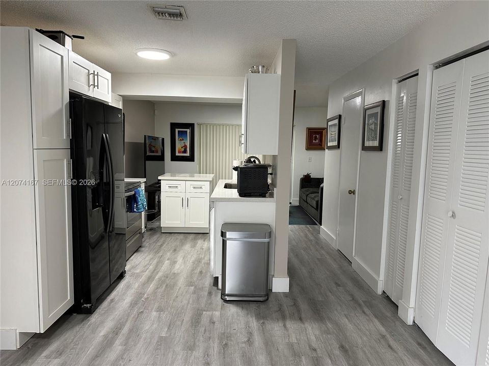 For Sale: $335,900 (2 beds, 2 baths, 1280 Square Feet)