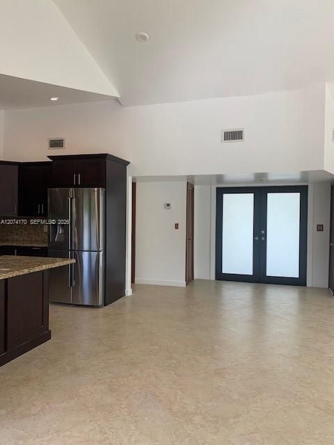 For Rent: $4,000 (3 beds, 2 baths, 1651 Square Feet)