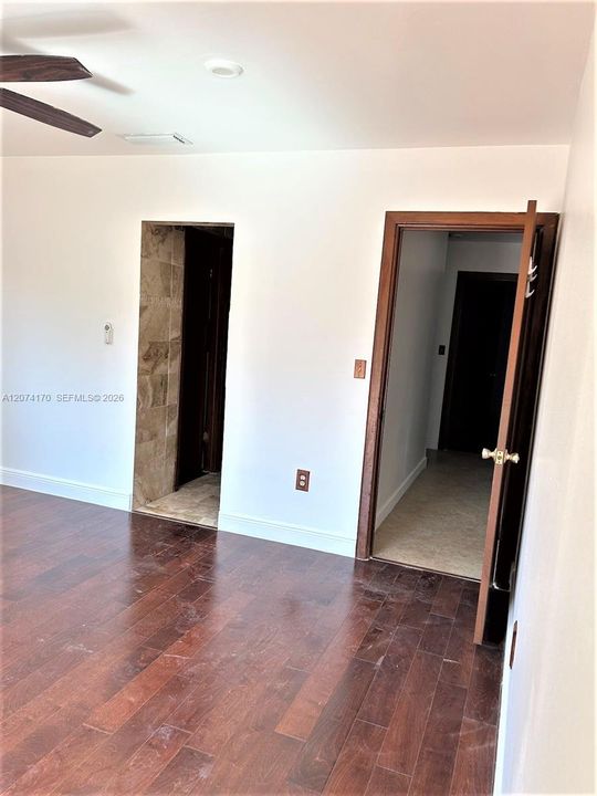 For Rent: $4,000 (3 beds, 2 baths, 1651 Square Feet)
