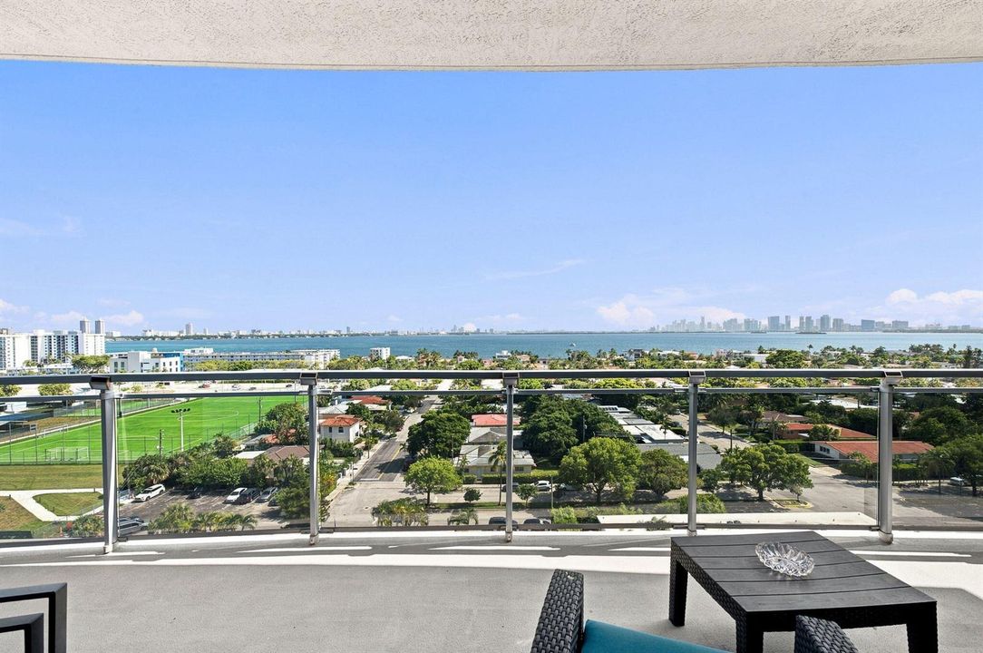 27-web-or-mls-7901-hispanola-ave-unit-10