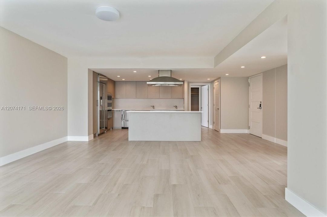 For Sale: $1,950,000 (4 beds, 3 baths, 1972 Square Feet)