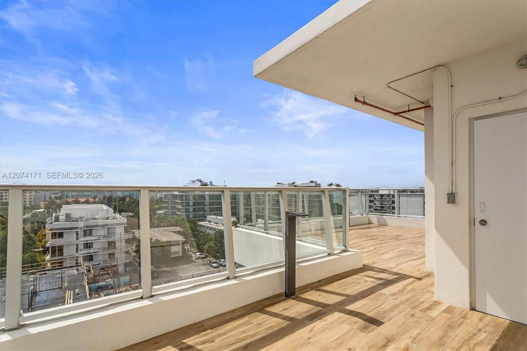 For Sale: $1,950,000 (4 beds, 3 baths, 1972 Square Feet)