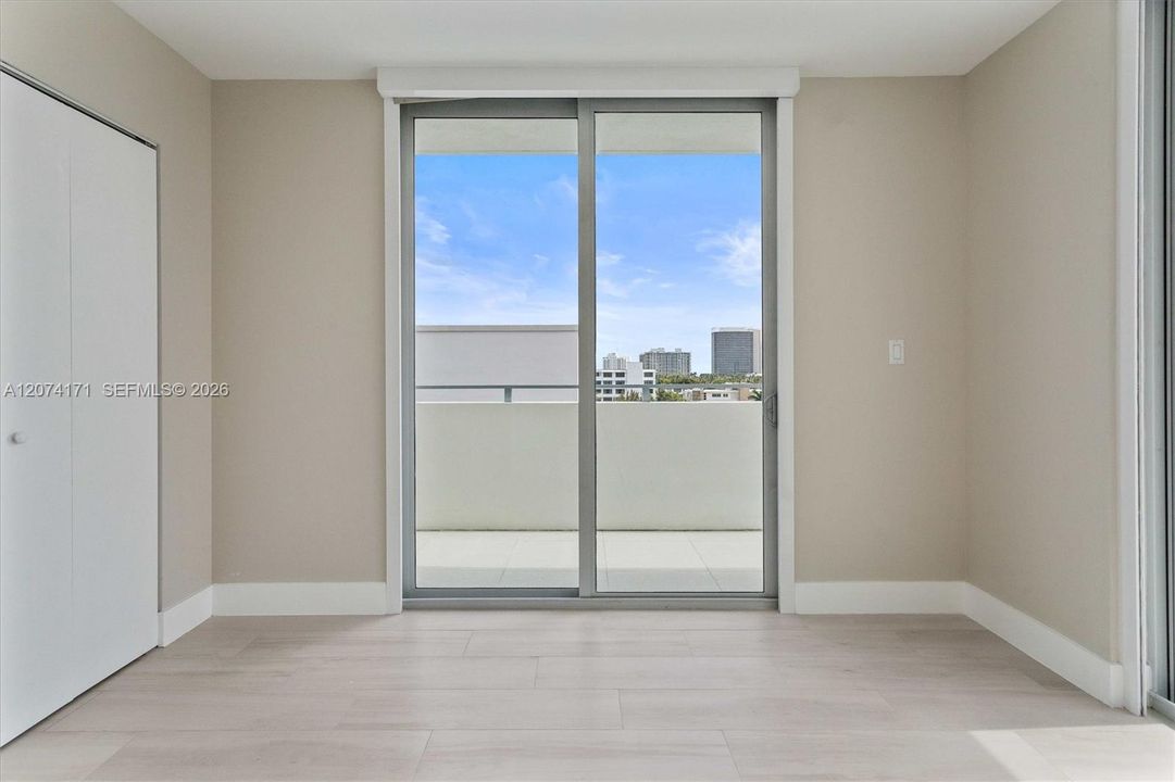 For Sale: $1,950,000 (4 beds, 3 baths, 1972 Square Feet)